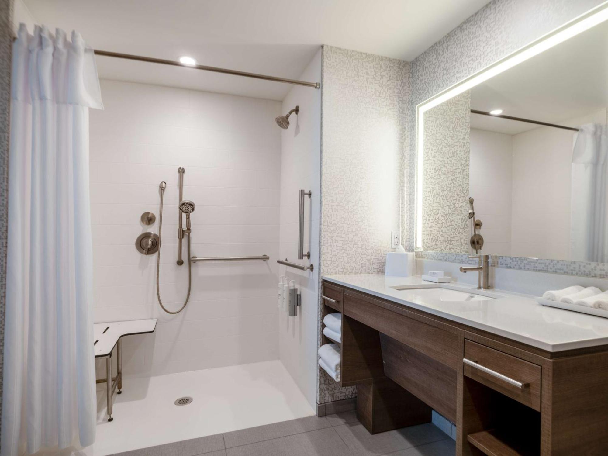 Home2 Suites By Hilton شاطئ سانتا روزا المظهر الخارجي الصورة